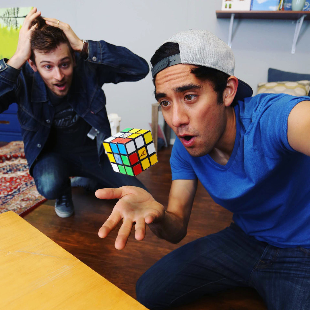 Many per. Зак Кинг. Блоггер серджей. Zach King Magic. Zack King рост.