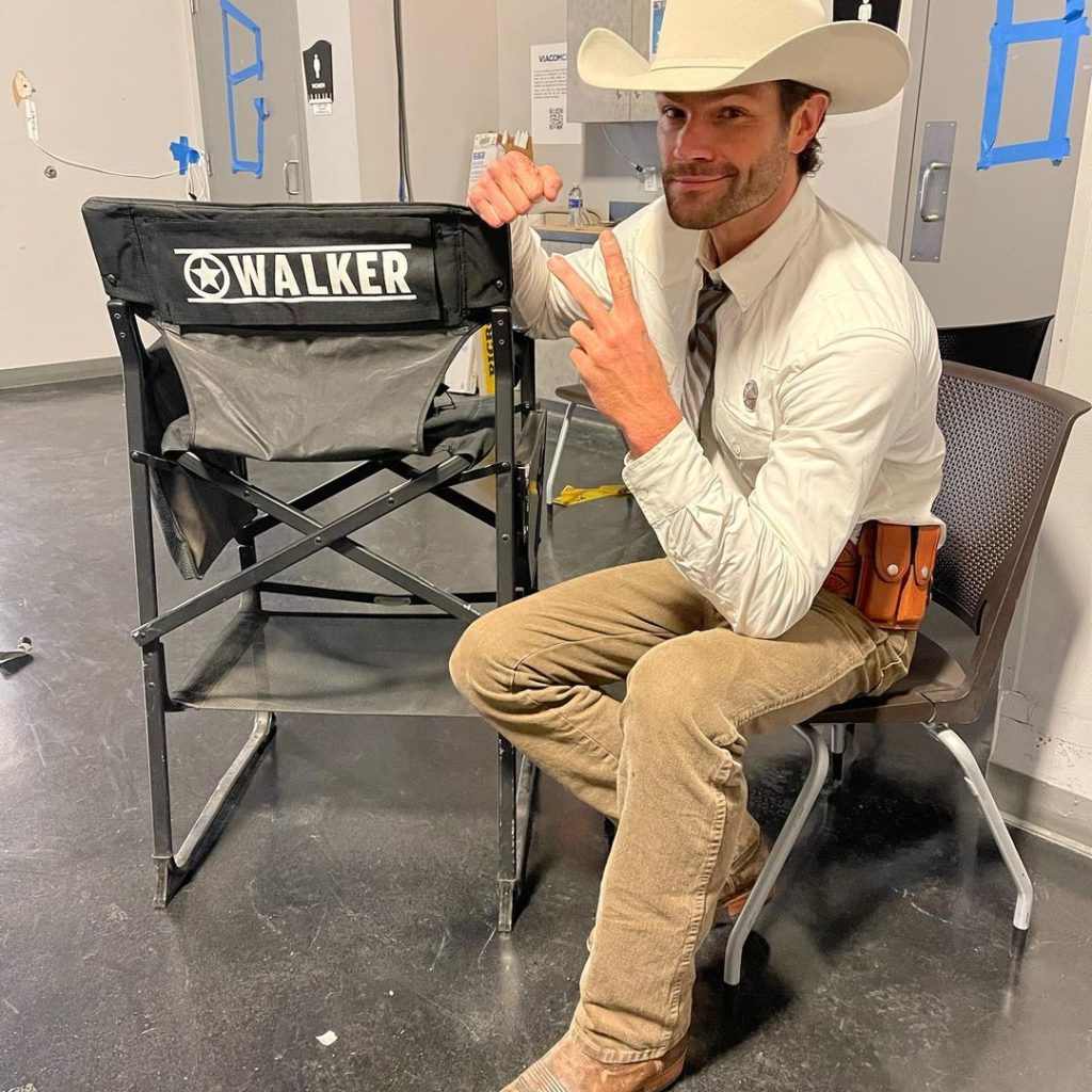 Актер Джаред Падалеки на съемках телесериала Уокер. 2021 год.