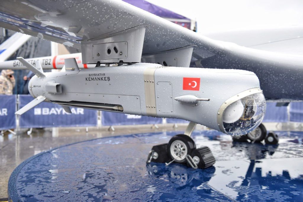 Ракета Kemankes Mini. Выставка Teknofest 2023 в Стамбуле
