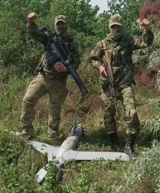 БЛА ScanEagle с российскими бойцами на Украине в зоне СВО